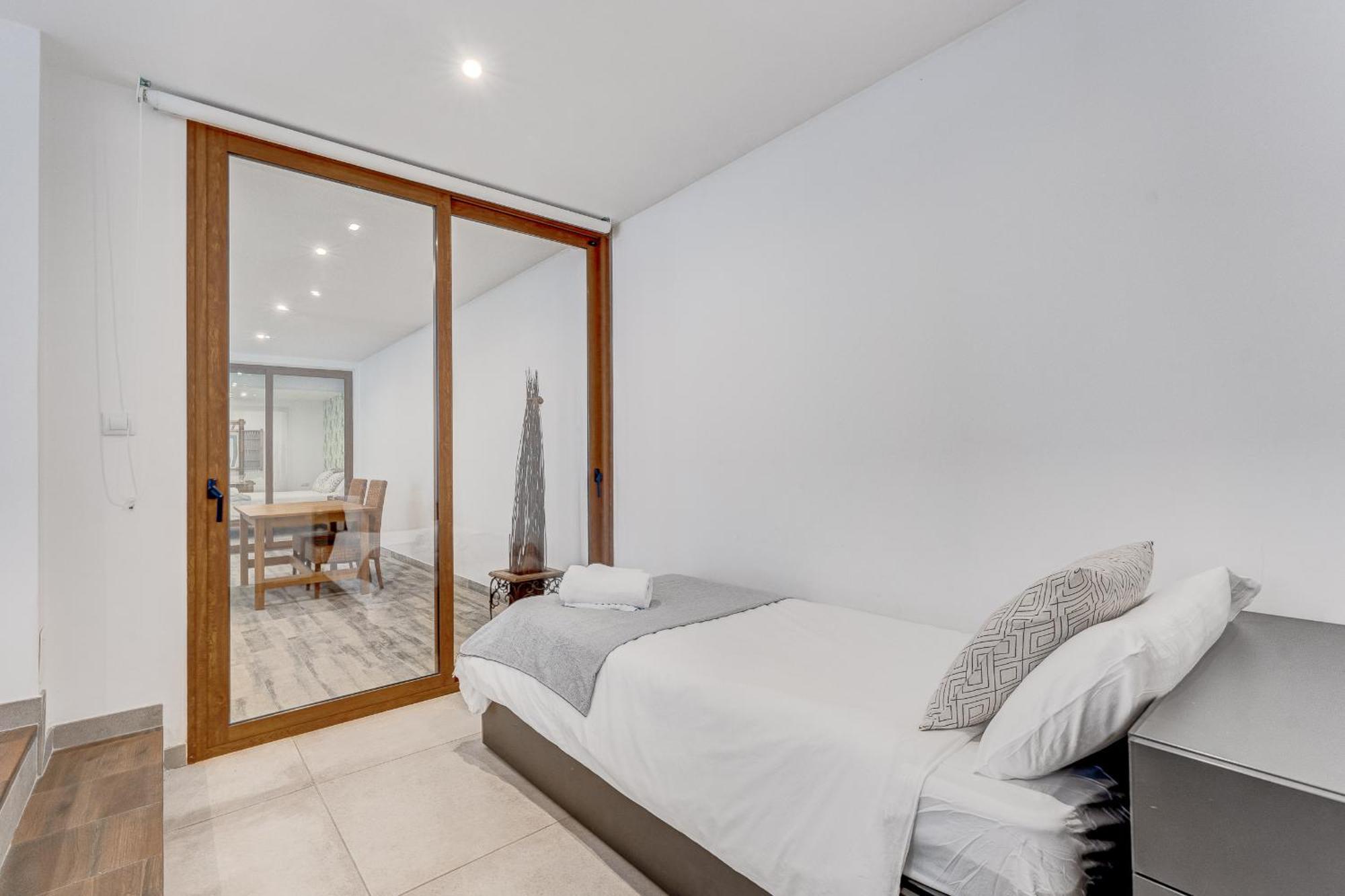 Fabulous Contemporary 5 Bedroom Villa With Private Heated Pool, Sleeps Max 13 Callao Salvaje Extérieur photo