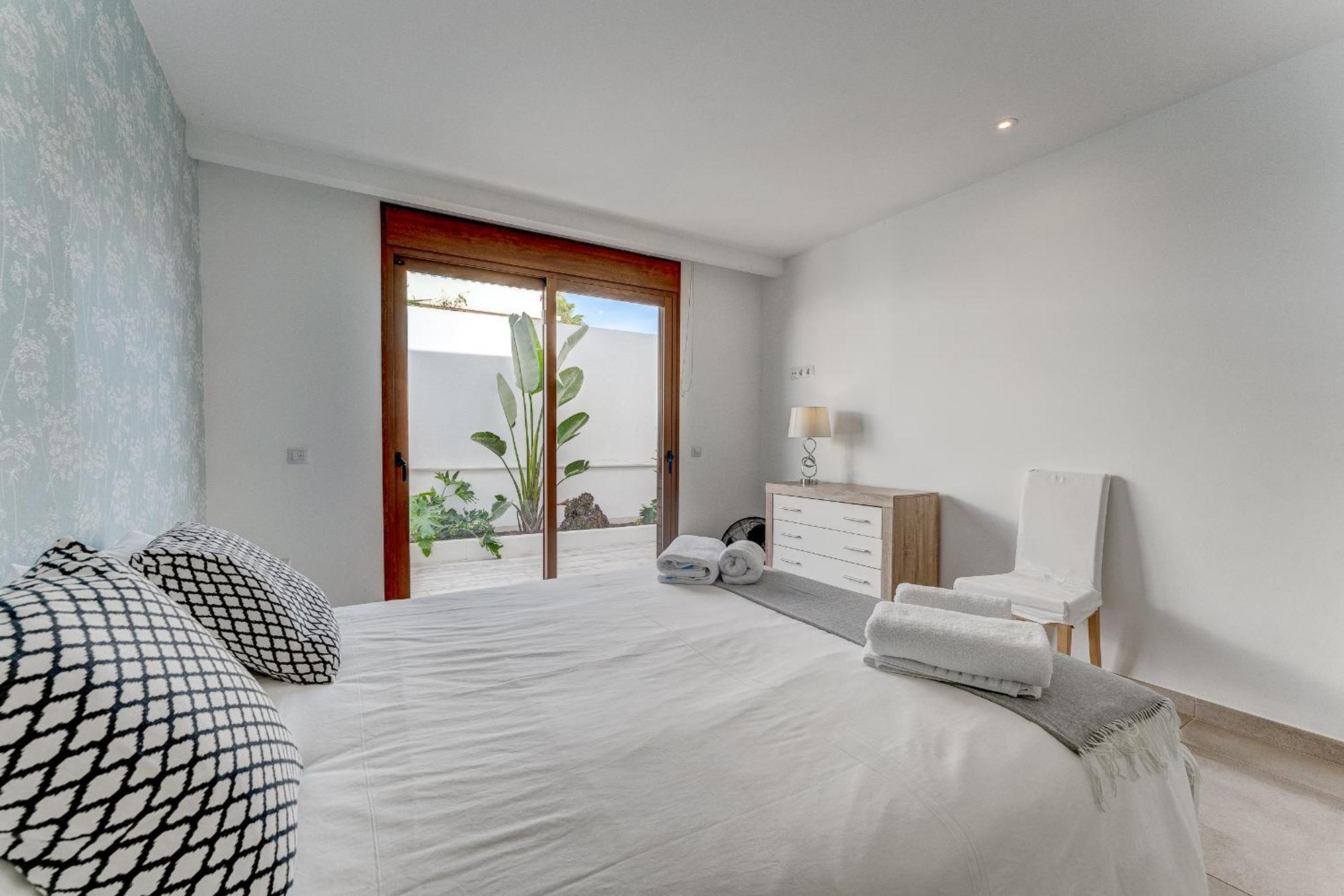 Fabulous Contemporary 5 Bedroom Villa With Private Heated Pool, Sleeps Max 13 Callao Salvaje Extérieur photo