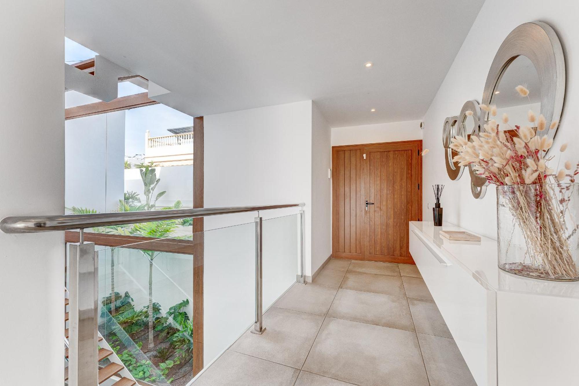 Fabulous Contemporary 5 Bedroom Villa With Private Heated Pool, Sleeps Max 13 Callao Salvaje Extérieur photo