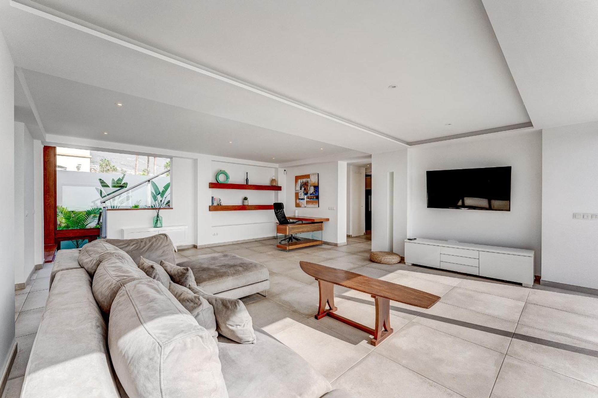 Fabulous Contemporary 5 Bedroom Villa With Private Heated Pool, Sleeps Max 13 Callao Salvaje Extérieur photo