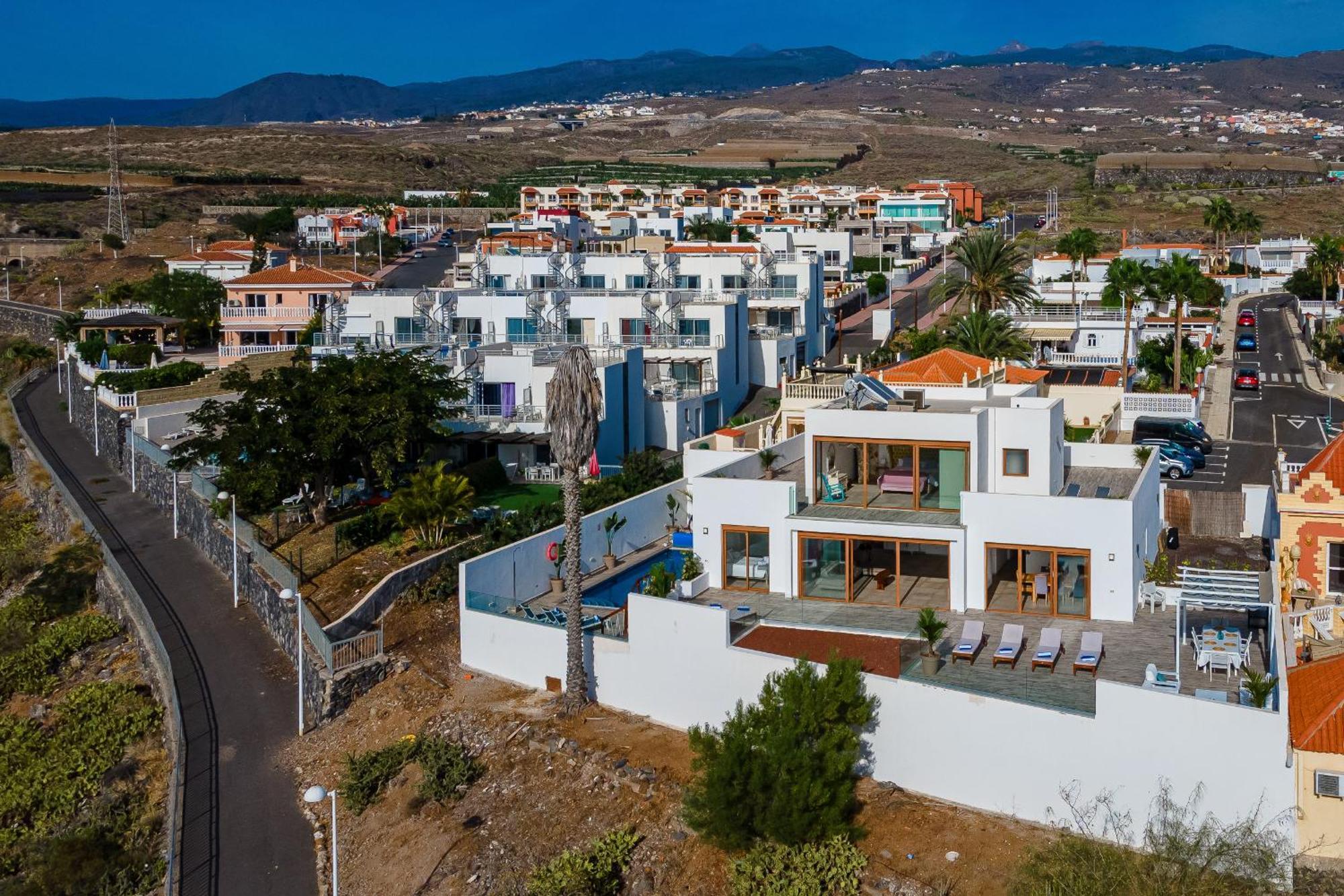 Fabulous Contemporary 5 Bedroom Villa With Private Heated Pool, Sleeps Max 13 Callao Salvaje Extérieur photo